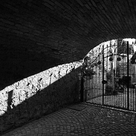 Notte In Langa Bed and Breakfast La Morra Buitenkant foto