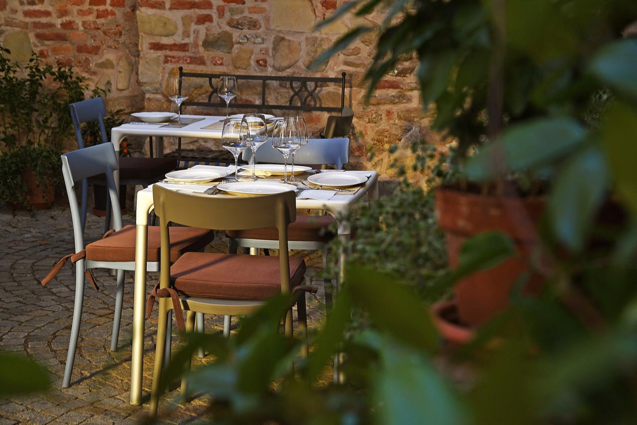 Notte In Langa Bed and Breakfast La Morra Buitenkant foto