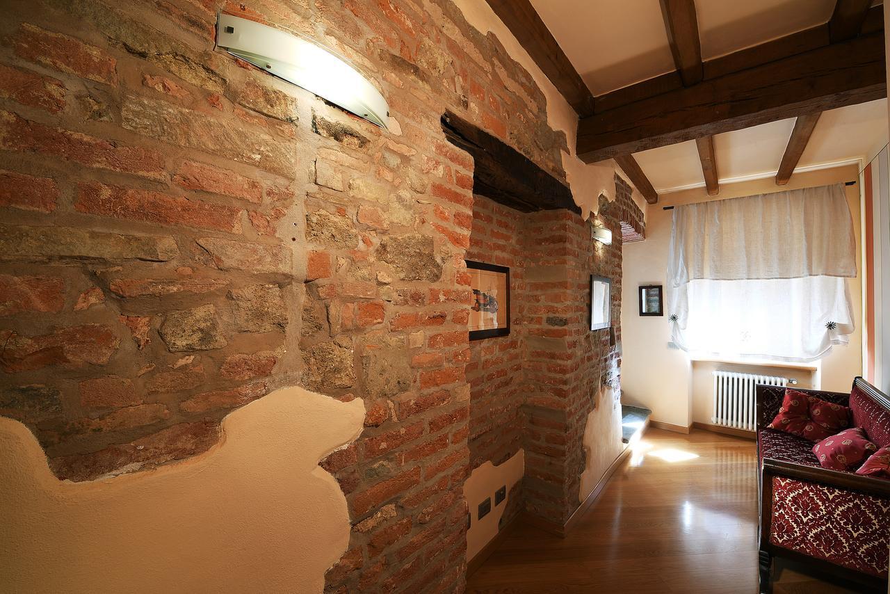 Notte In Langa Bed and Breakfast La Morra Buitenkant foto