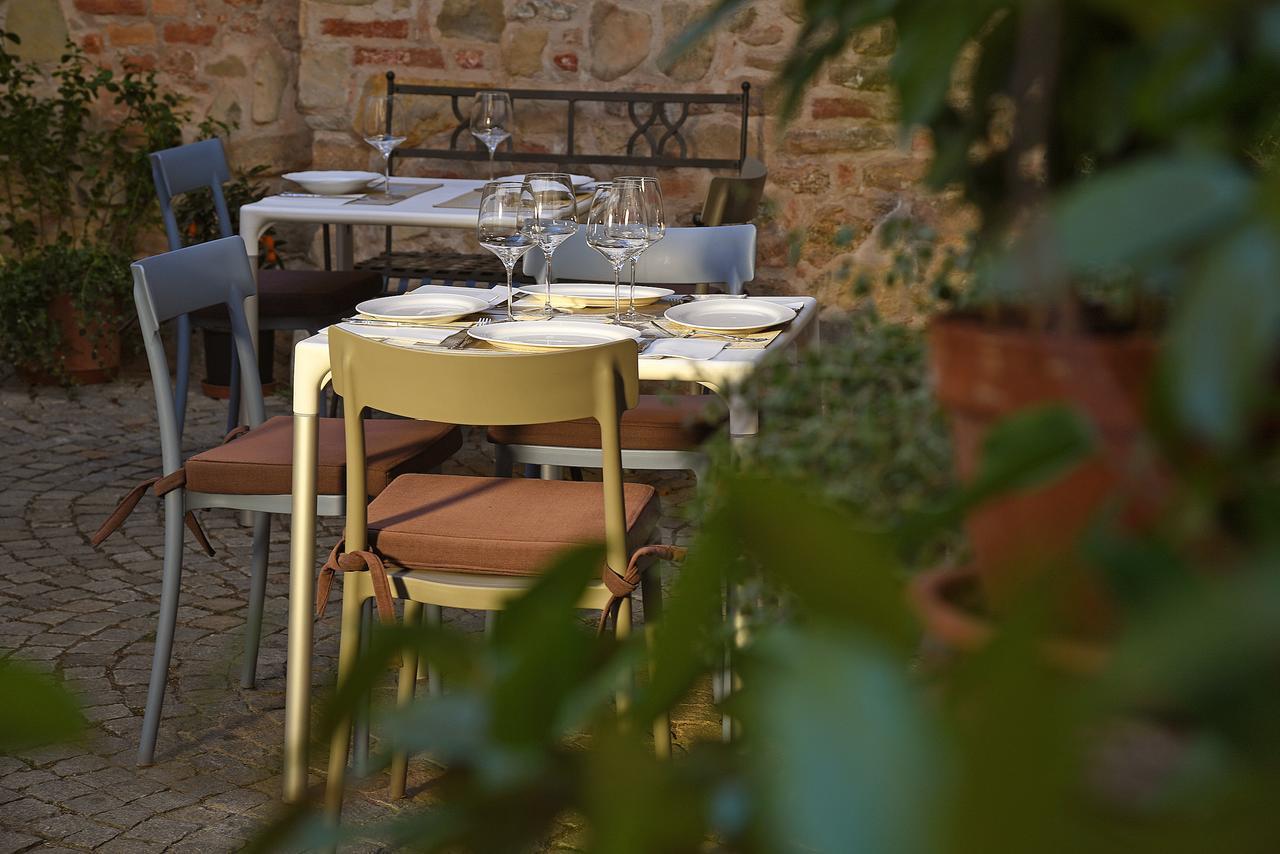 Notte In Langa Bed and Breakfast La Morra Buitenkant foto